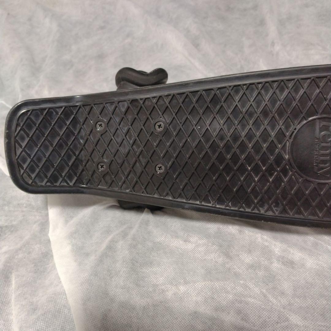 Penny 22\" 白黒