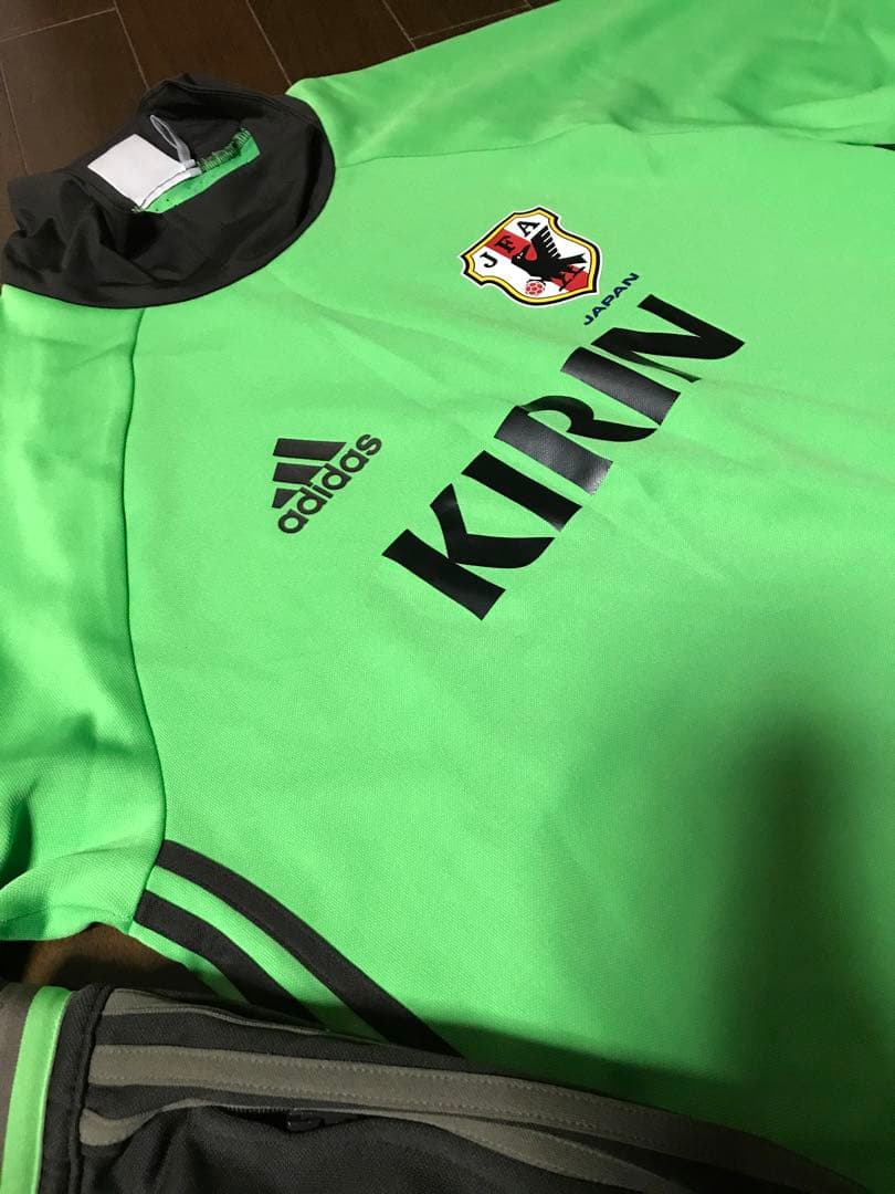 adidas サッカーウェア 上下セット