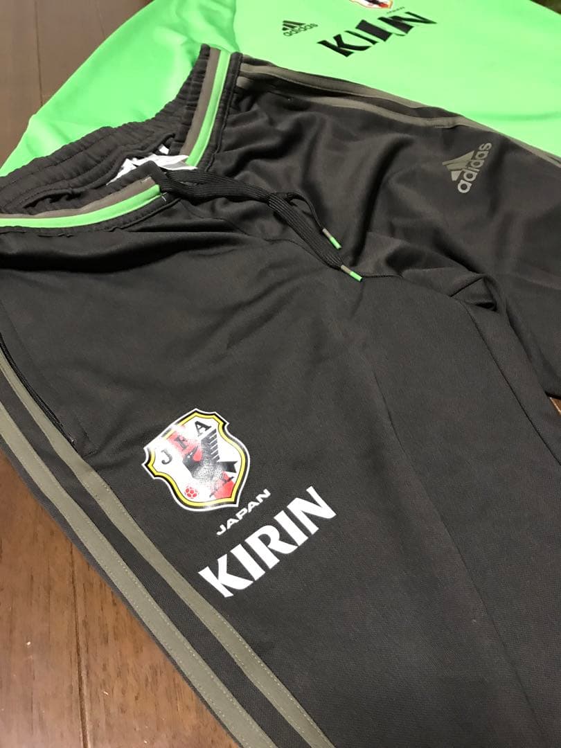 adidas サッカーウェア 上下セット
