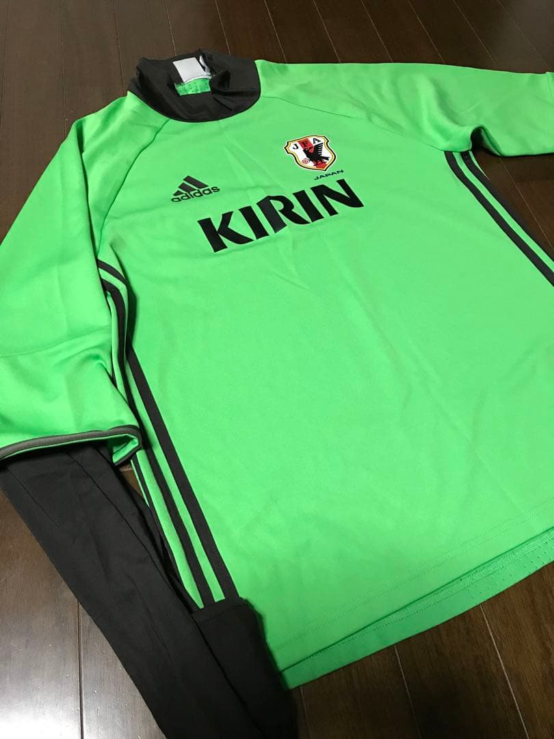 adidas サッカーウェア 上下セット