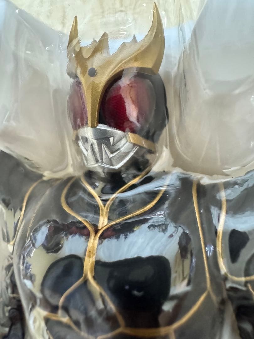 真骨彫 仮面ライダークウガ アルティメットフォーム