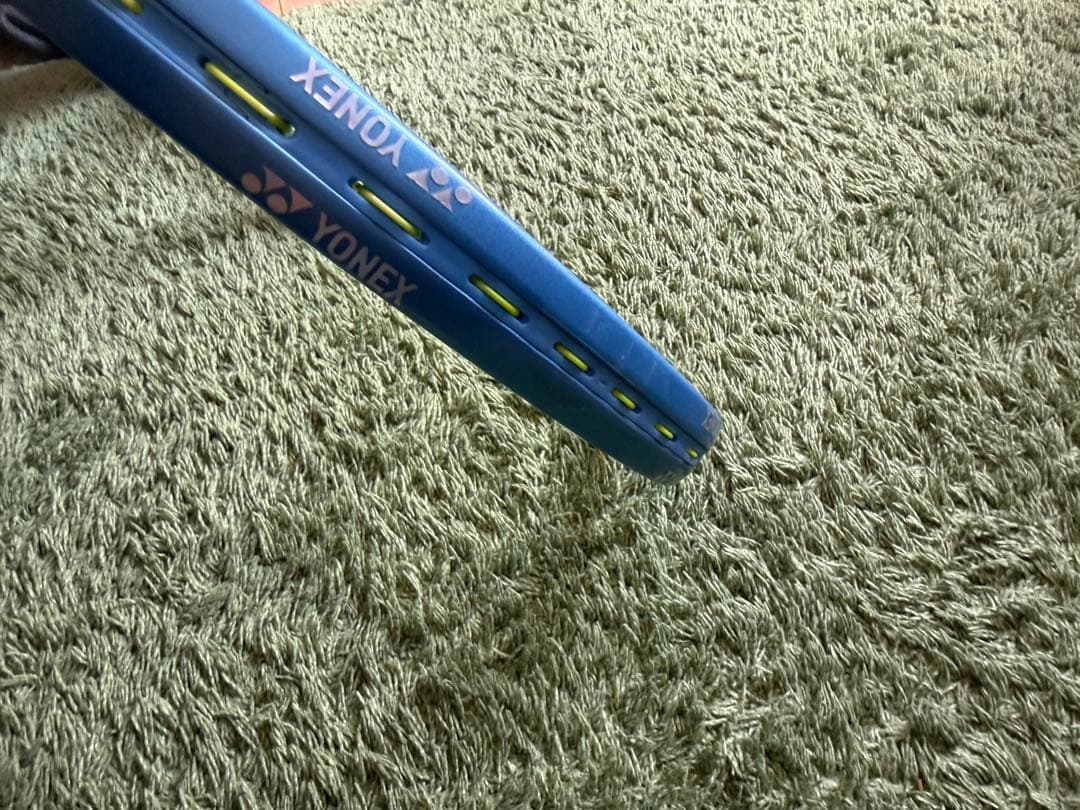 ヨネックス　ボルトレイジ5V 美品