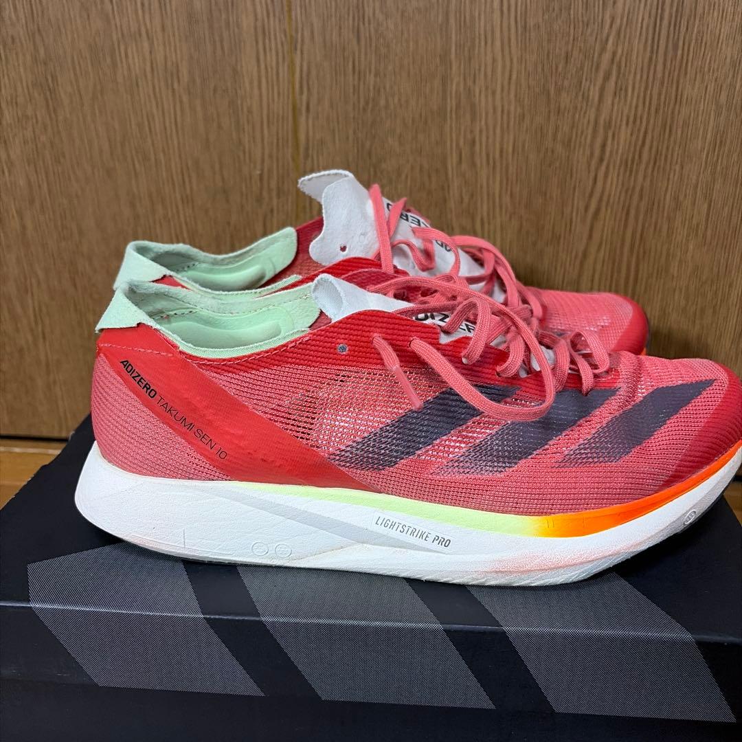 ⚠️値下げ中　adidas ADIZERO TAKUMI SEN 10 (美品)