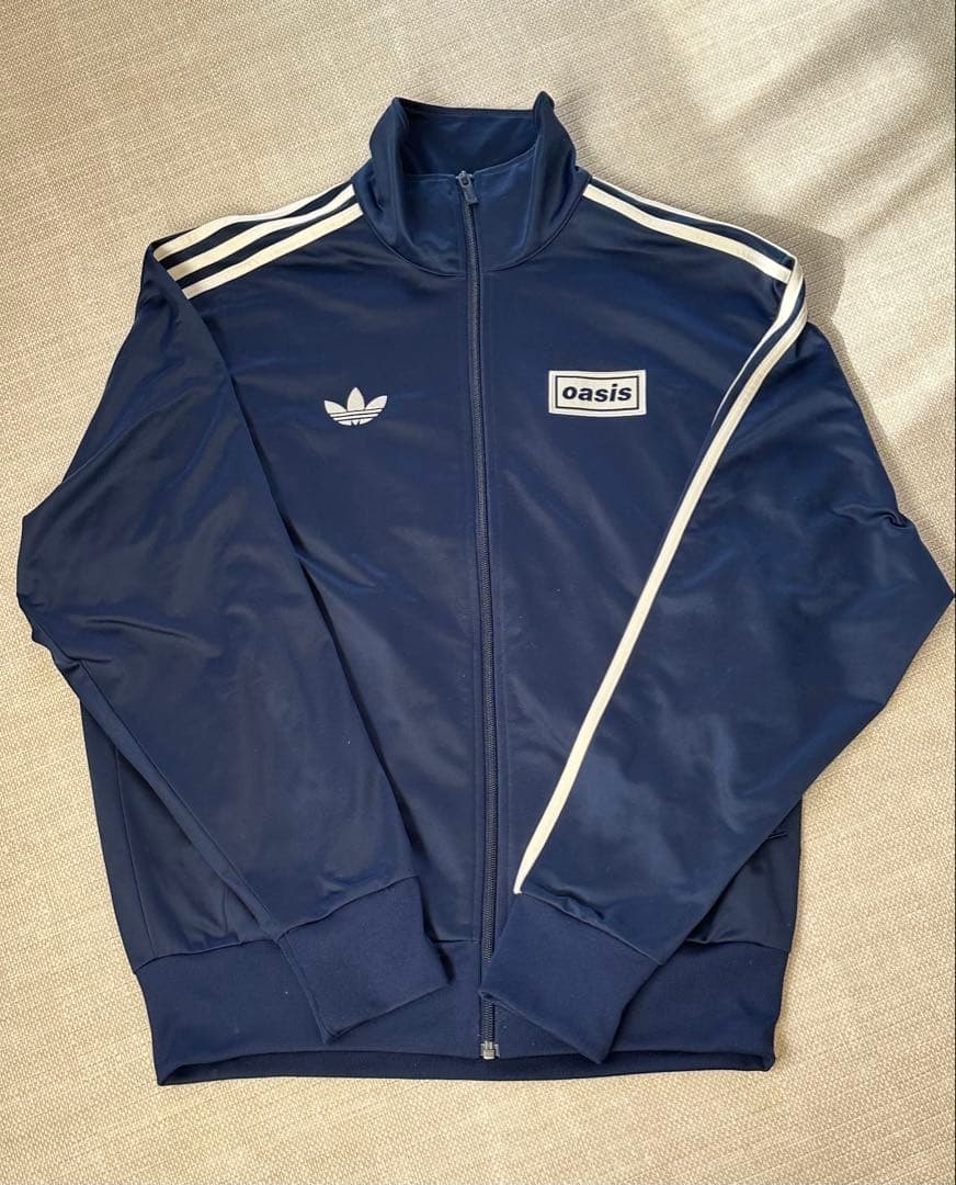 【極美品】adidas × Oasis コラボジャージ LIVE '25