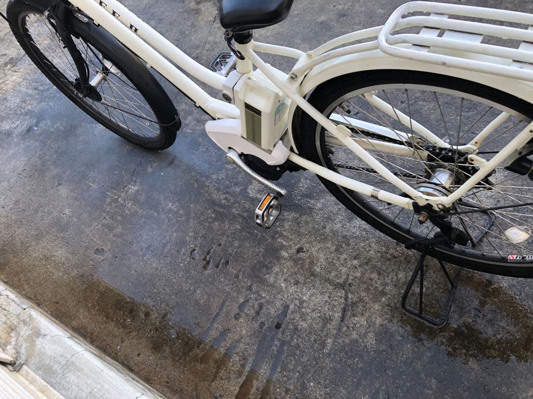 ブリヂストン新機種電動アシスト自転車ハイディ2、26インチホワイトアルミボディー