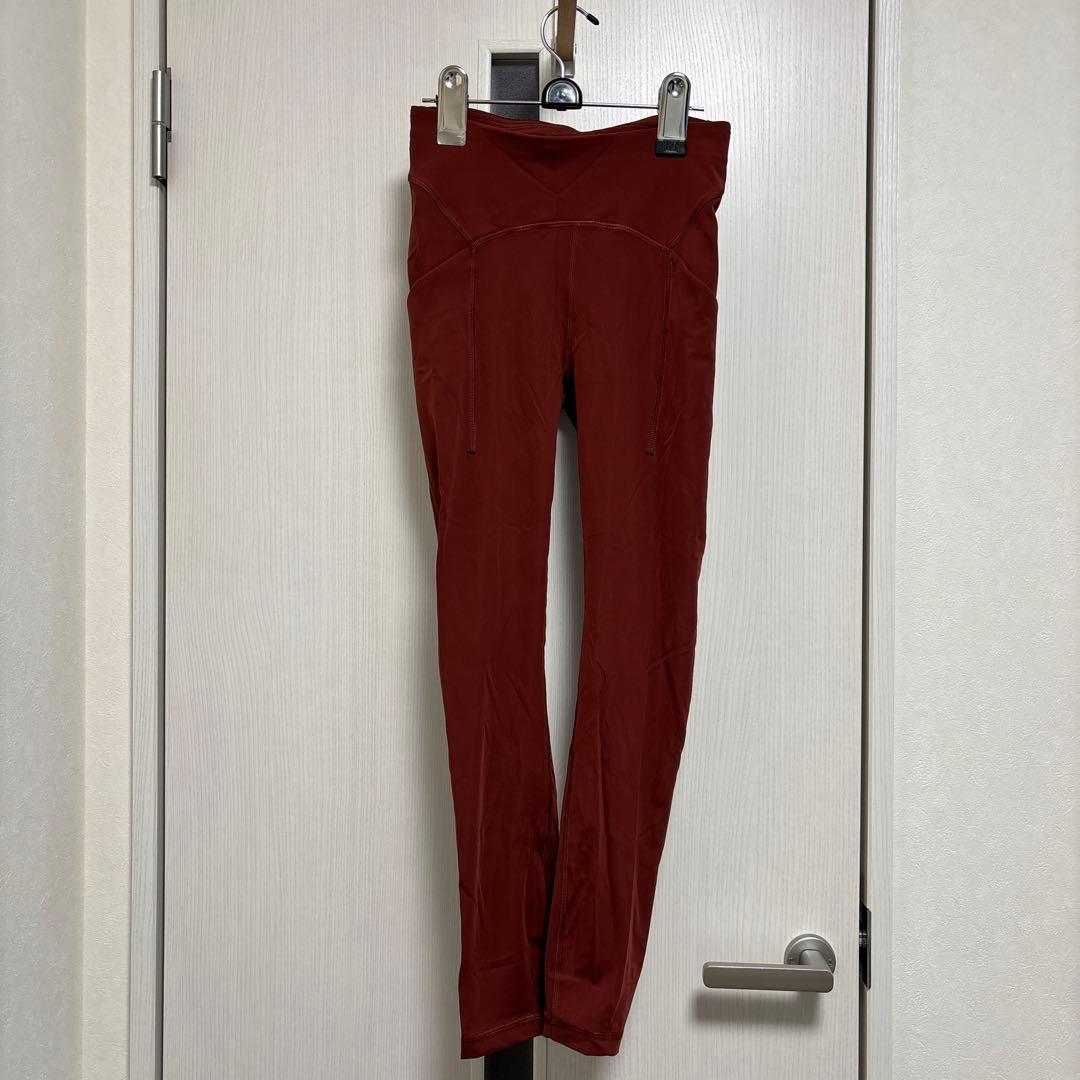 ヨガ・ピラティス lululemon yoga