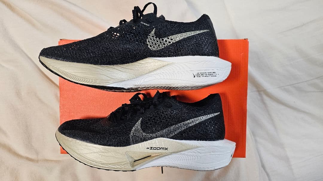 Nike ヴェイパーフライ３　26.0cm