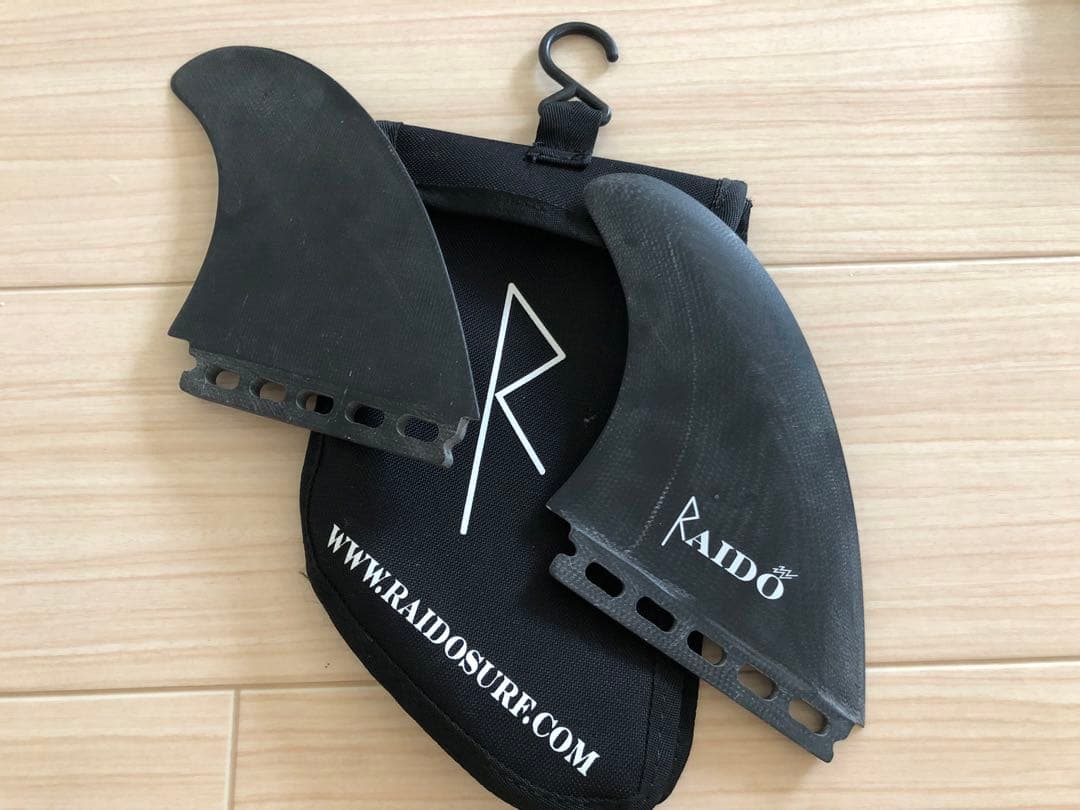 フューチャーフィン　ツインフィン　Raido surf