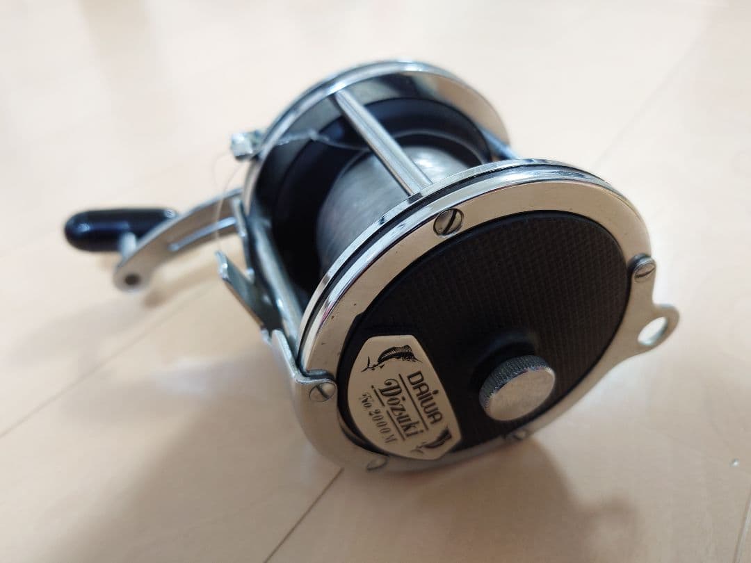 Daiwa 3000N リール シルバー/ブラック