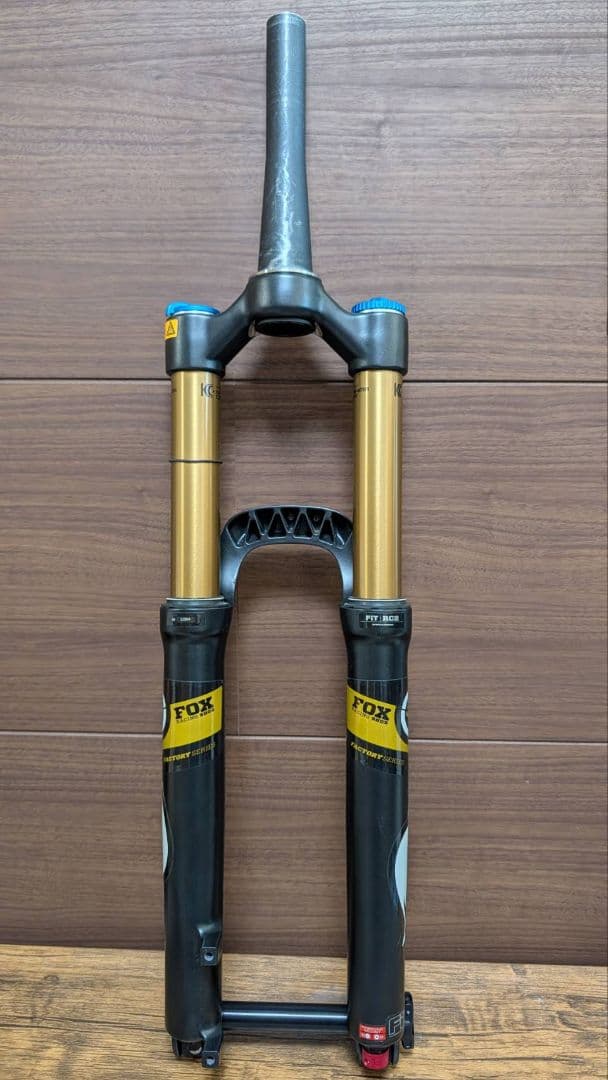 【だいぶ値下げしました】FOX TALAS 36 1.5 T