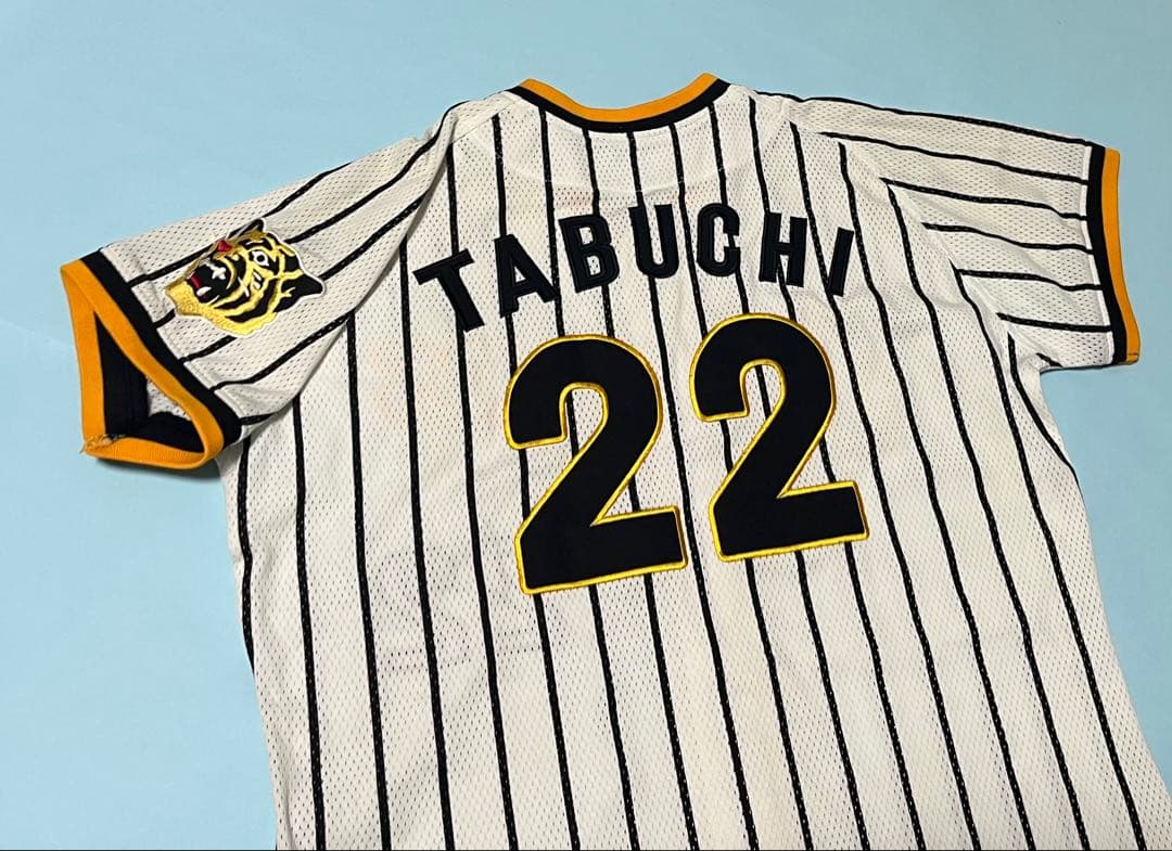 阪神タイガース　田淵幸一選手ユニフォーム　1979-1981復刻モデル