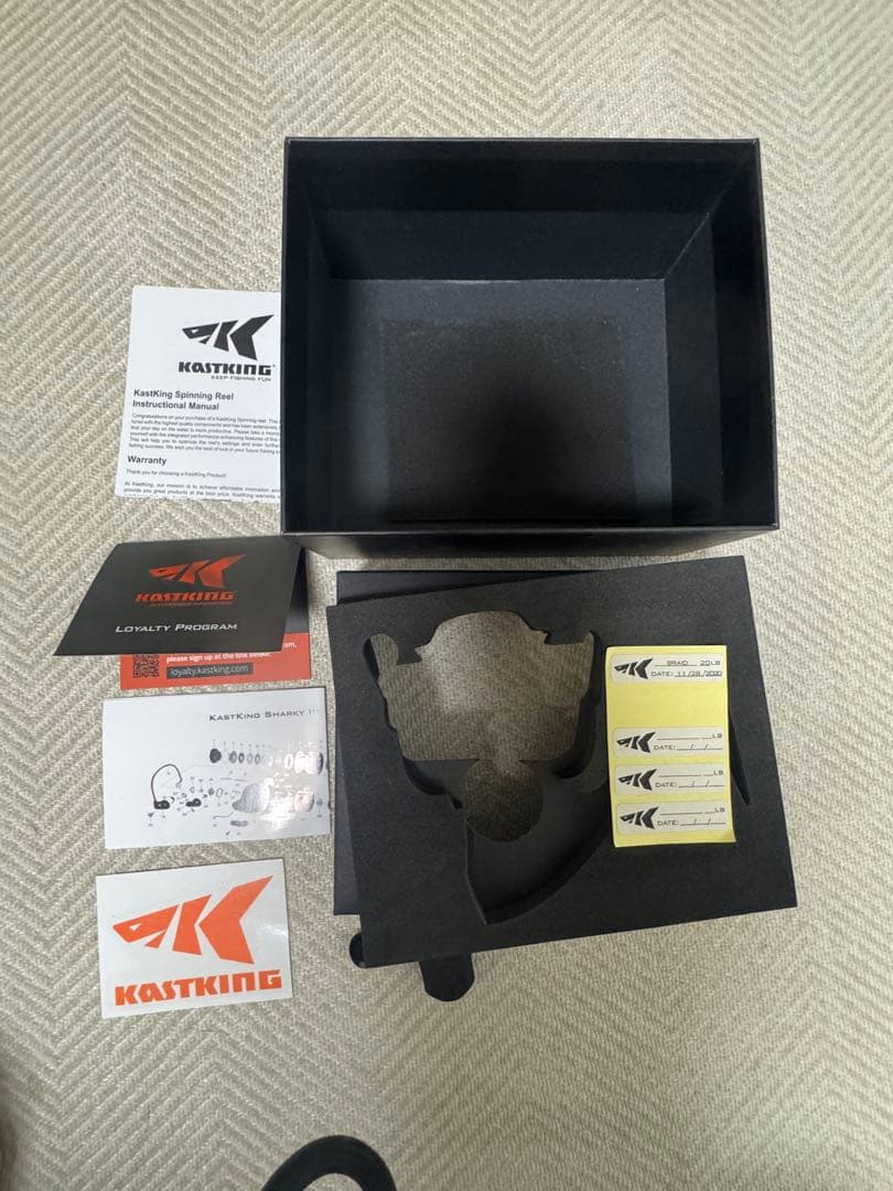 美品　KastKing Sharky III 5000 ゴメクサス　カストキング