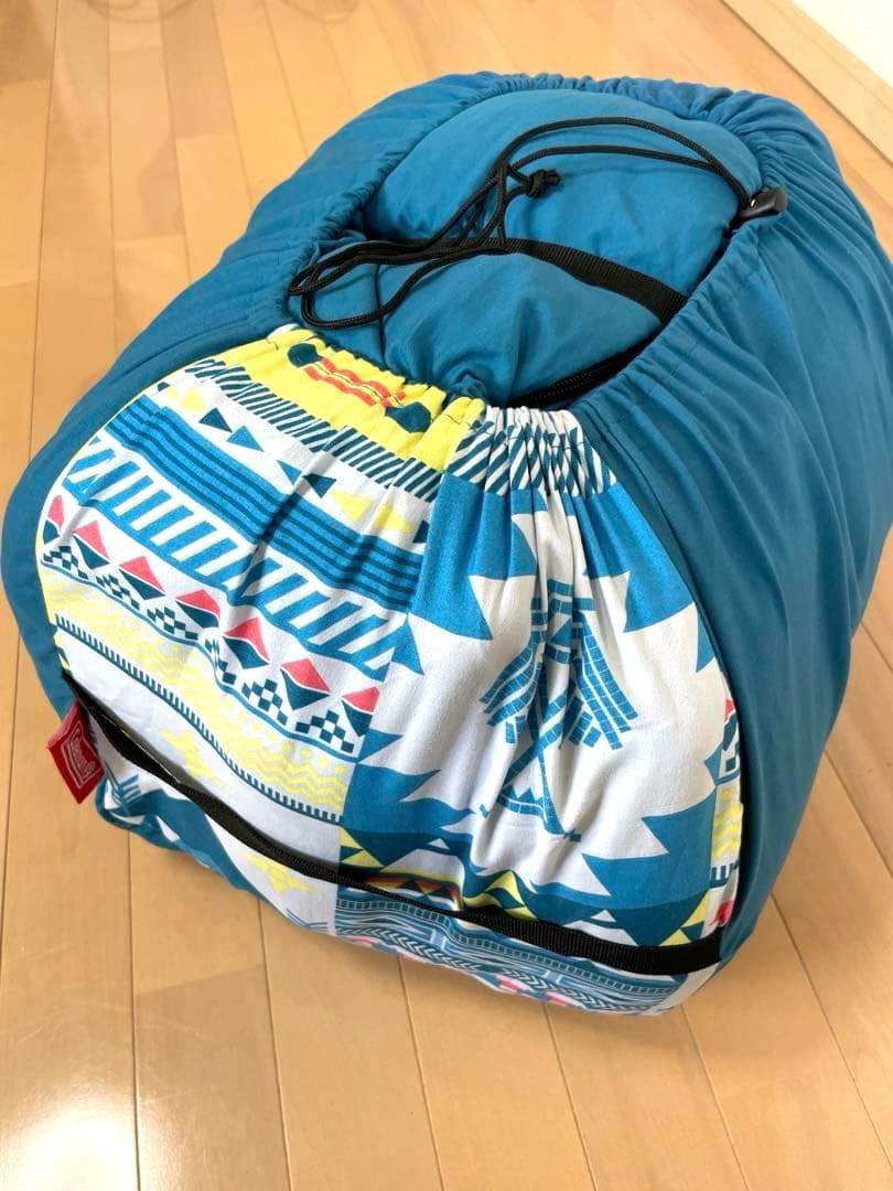 コールマン 　ファミリー寝袋　キャンプ シュラフ 寝袋 Coleman　ブルー