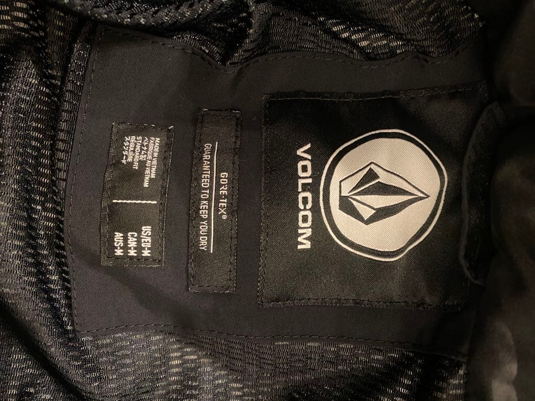 VOLCOM ボルコム　スノボウェア　上下