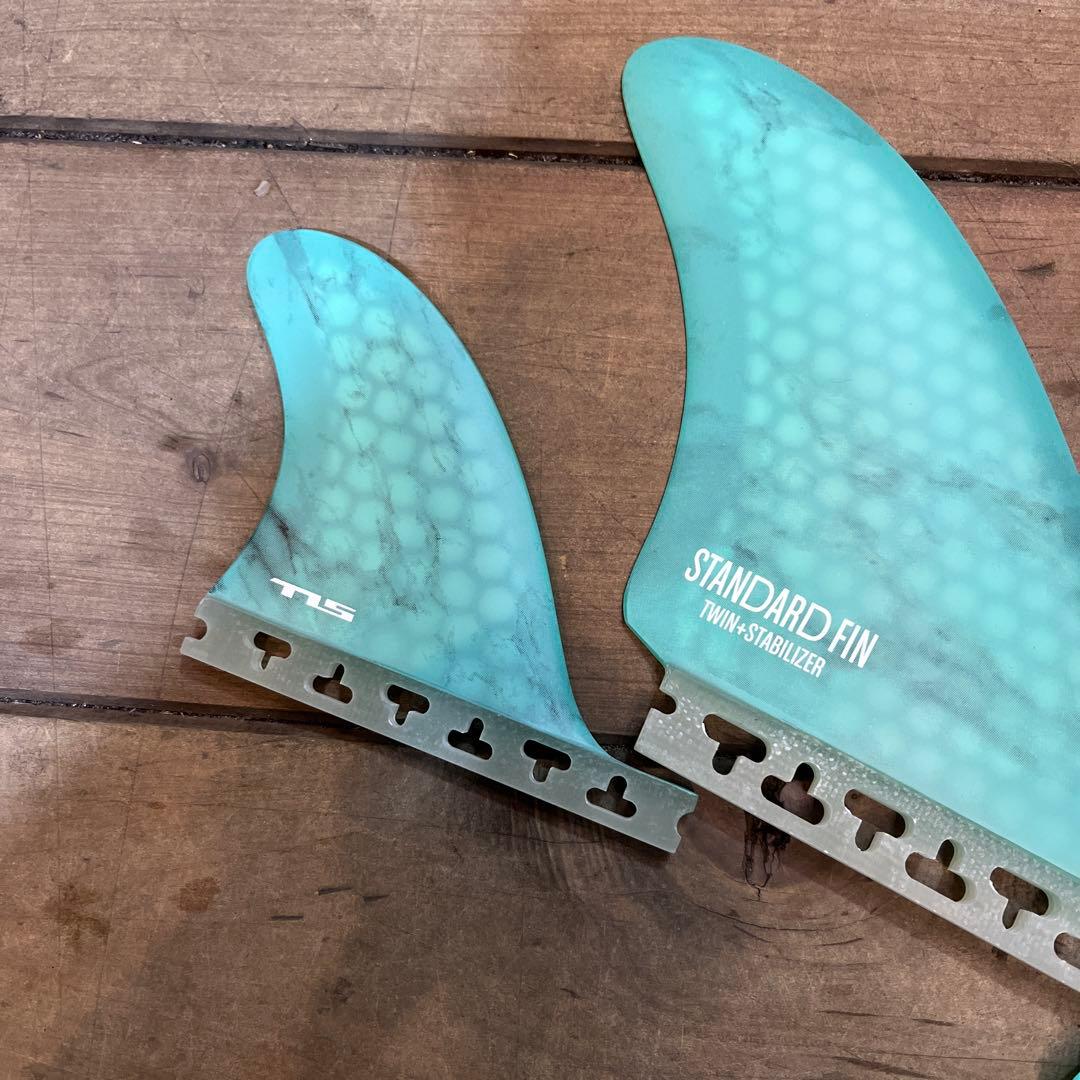 TOOLS フィン　新品　箱なし　スタンダード　ツインスタビ
