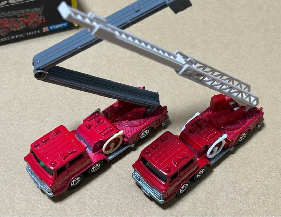 トミカ 日野 はしご消防車 特注品 2台セット