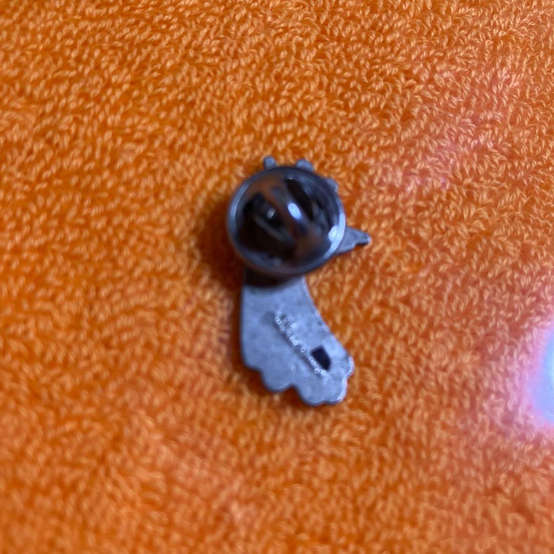 ビンテージ TINTIN タンタンの冒険 ピンズ ピンバッチ F