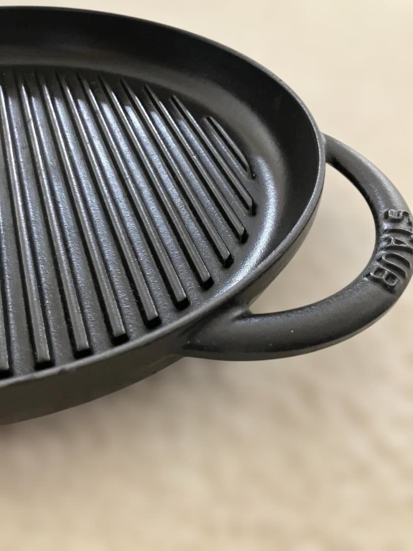 【中古品】ストウブ STAUB ピュアグリル ラウンド 26cm ブラック
