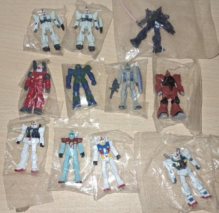機動戦士ガンダム他　マイクロコレクションなど　３５個