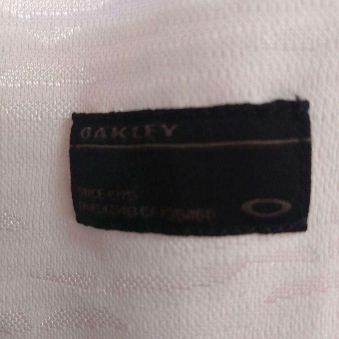 美品　oakley ホワイト 長袖ポロシャツ　ゴルフウェア　メンズ　光沢