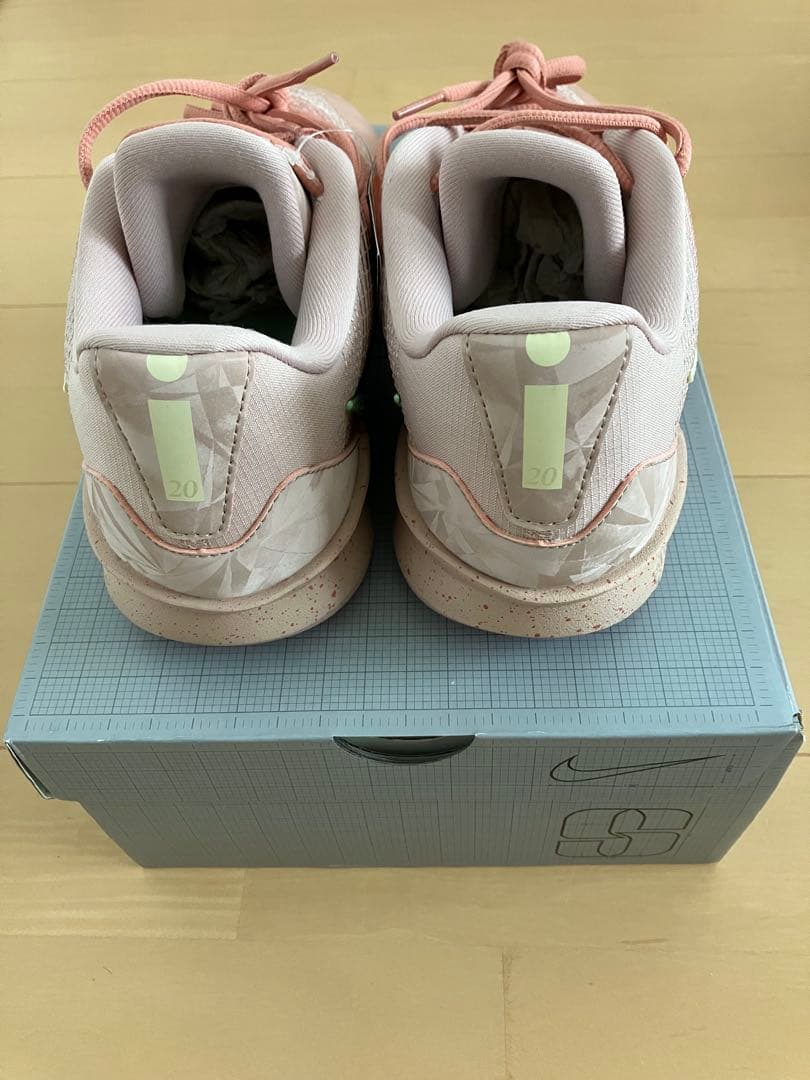 Nike Sabrina 3 バスケットシューズ ピンク
