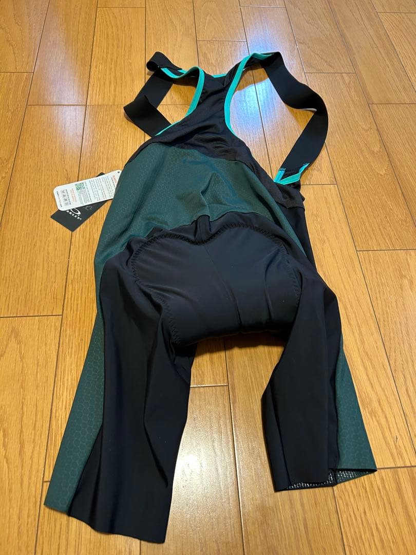 OAKLEY ビブショーツ ENDURANCE ULTRA BIB L