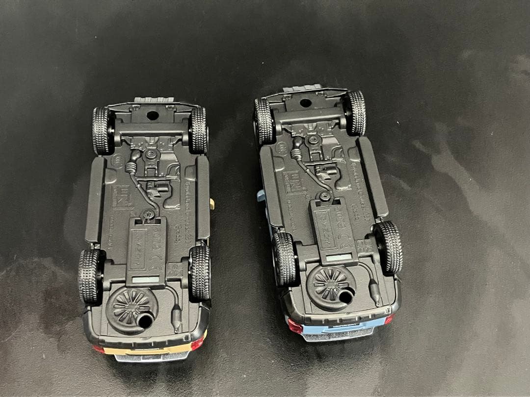 限定1セット　4台Toyota Land Cruiser 2色セット