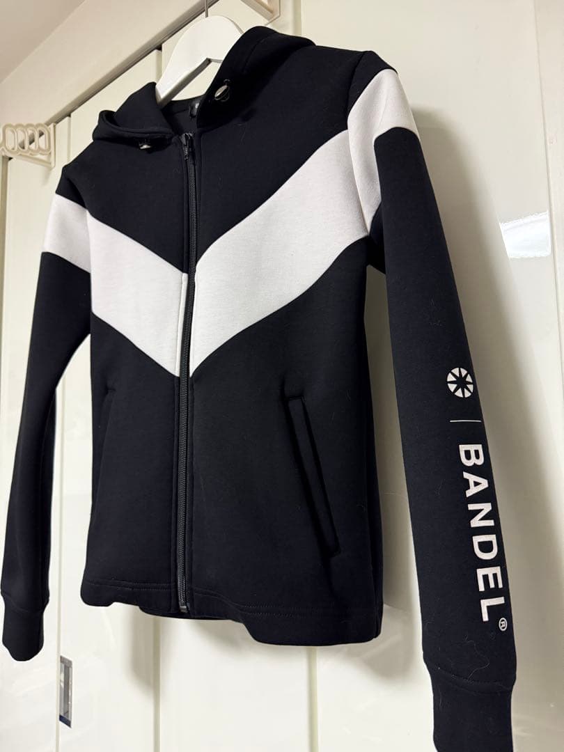 BANDEL バンデル パーカー V SWITCH FULL ZIP PARKA