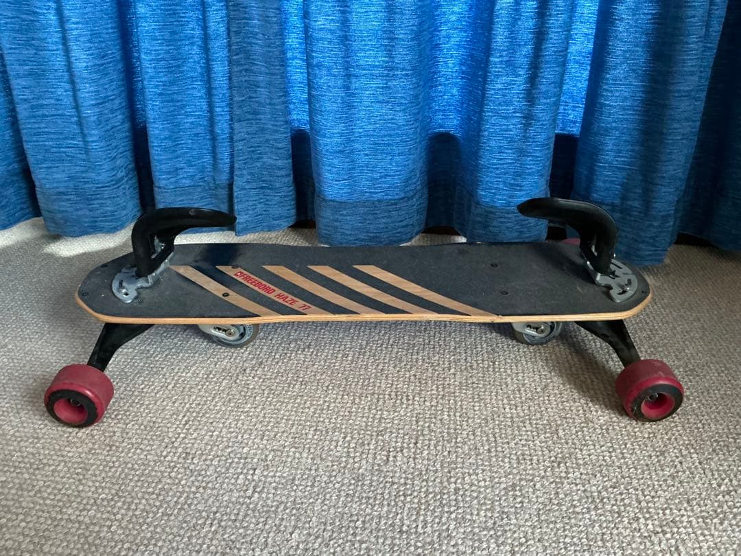 スノーボードのオフトレに最適　スノボ感抜群 Freeboard サイズ77