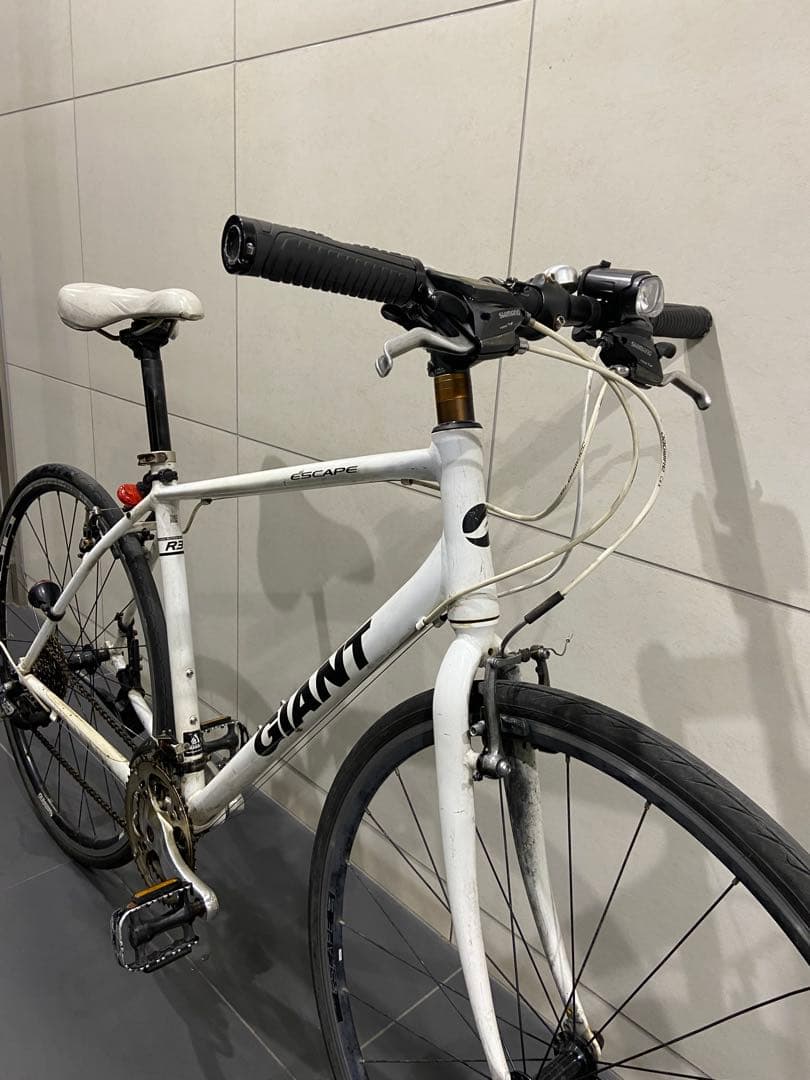 GIANT escape R3クロスバイク　ジャイアント　エスケープrx3自転車
