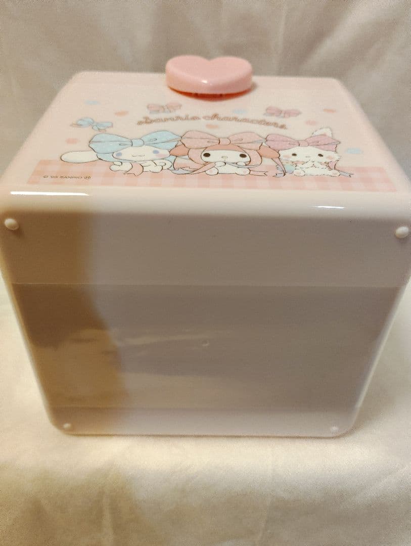 サンリオキャラクター 小物入れ　救急箱