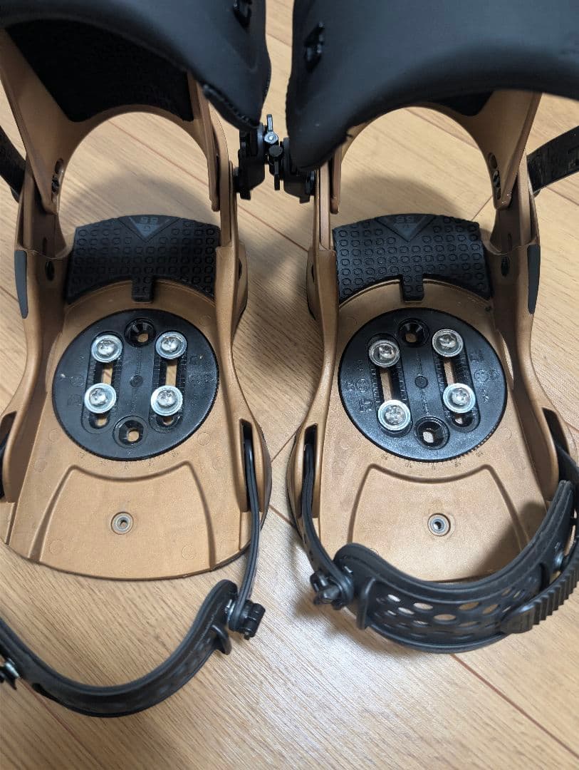 UNION スノーボードビンディング atlas　Mサイズ