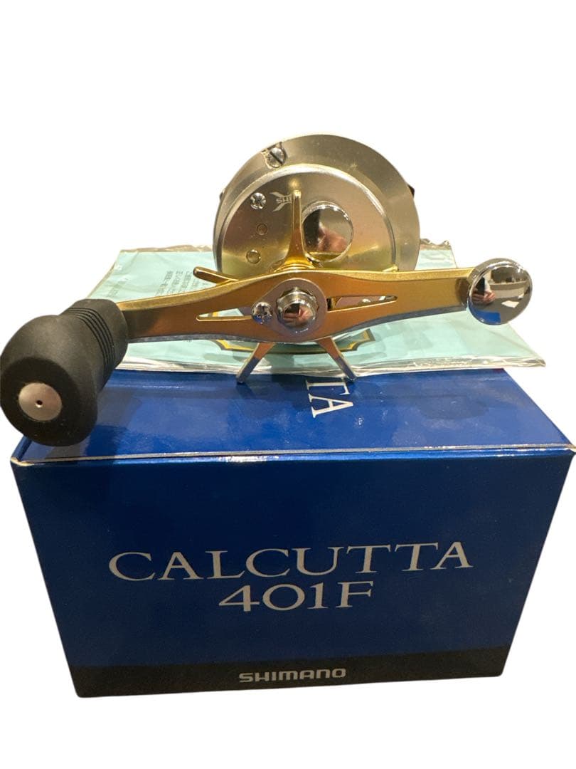r*a様 SHIMANO CALCUTTA 401F ベイトリール
