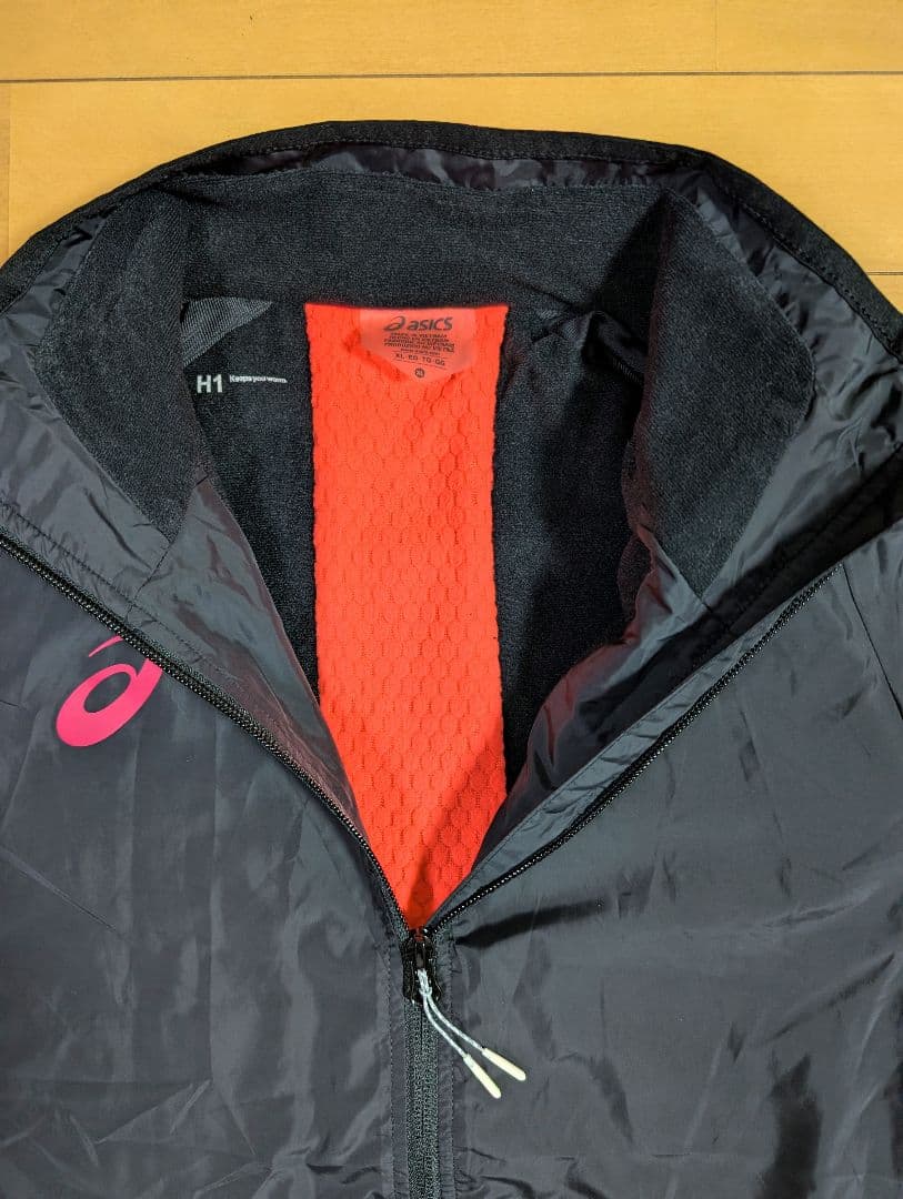 【新品】アシックス　ウィンドブレーカー ジャージ　上下セット　レディース　XL