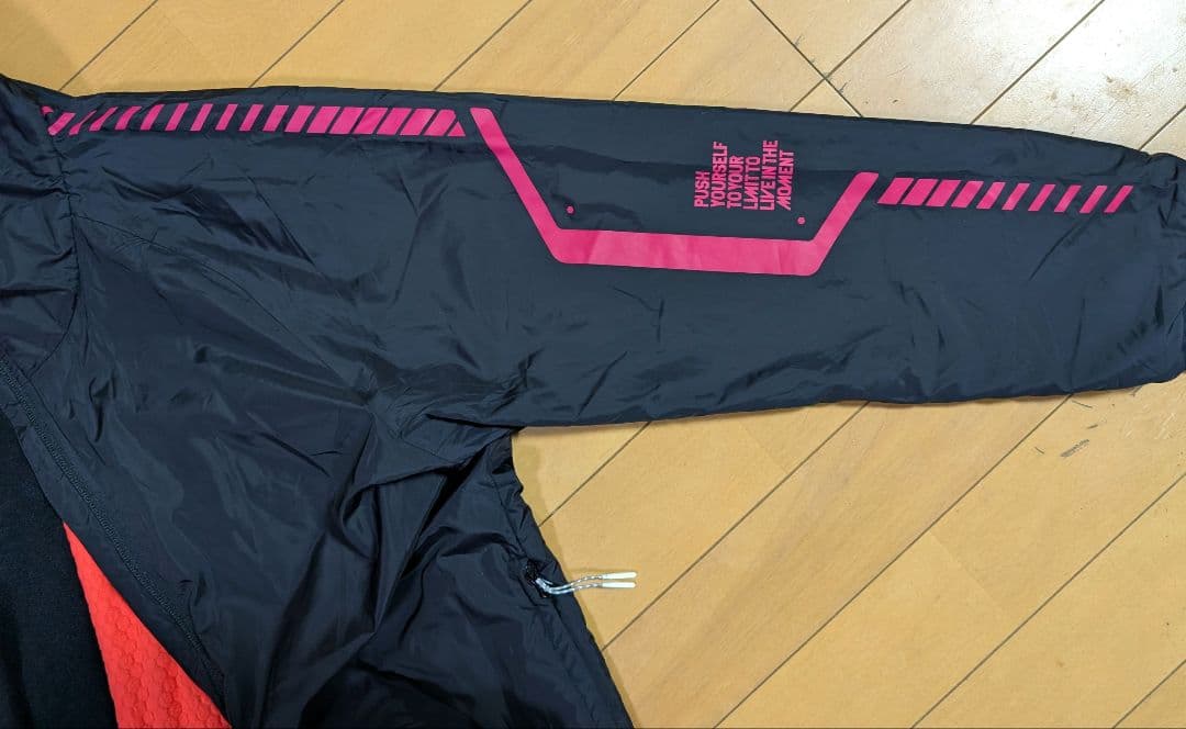 【新品】アシックス　ウィンドブレーカー ジャージ　上下セット　レディース　XL