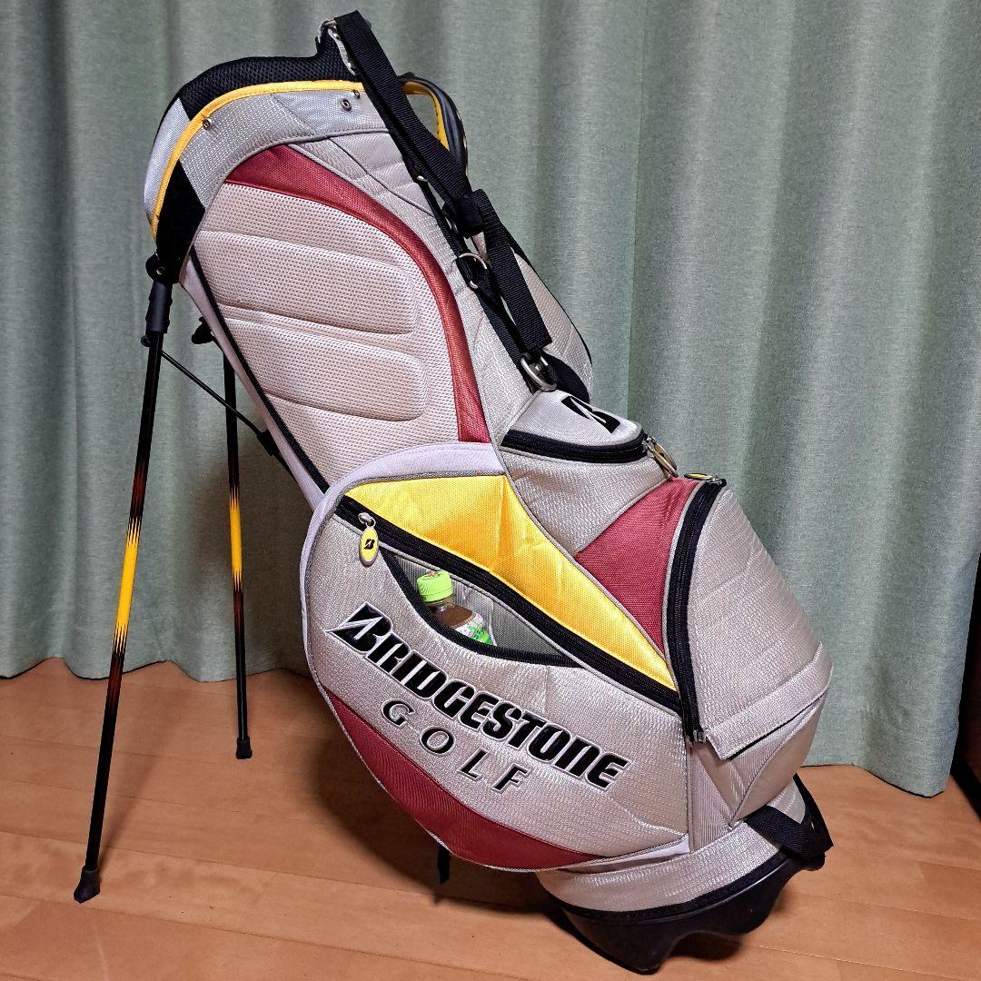 BRIDGESTONE GOLF スタンド式バッグ9インチ。フード付き。