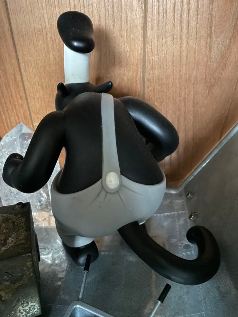 ディズニー ピート ビッグサイズ フィギュア 白黒 全高26cm 蒸気船ウィリー