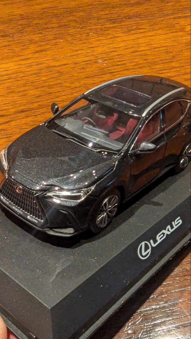 Lexus NX ミニカー 黒
