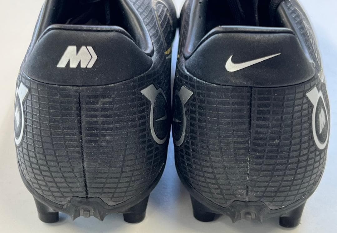 新品 ナイキ マーキュリアル ヴェイパー１４ サッカー スパイク 26.0cm