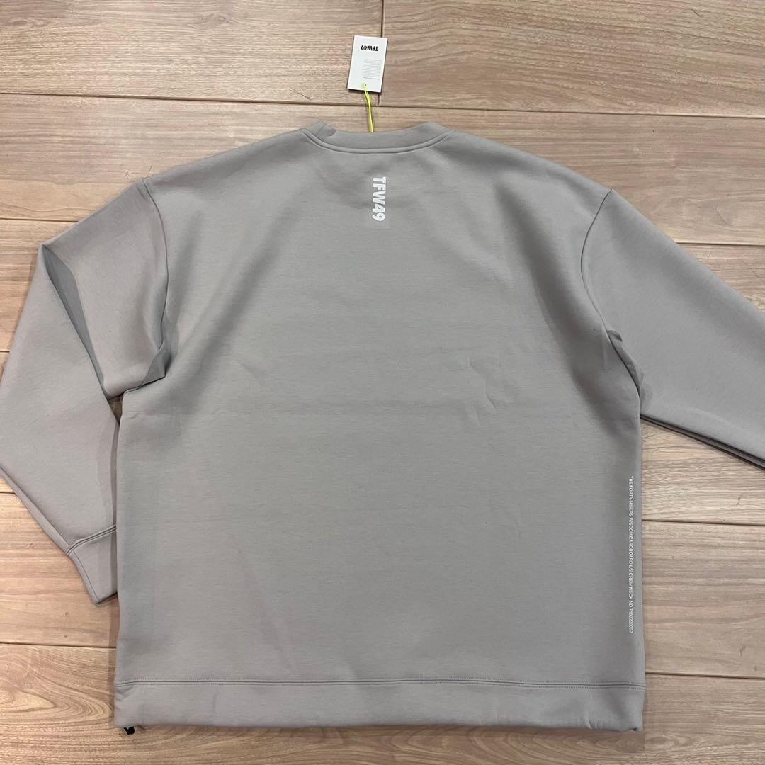 【新品未使用】TFW49 XL グレー スウェットシャツ