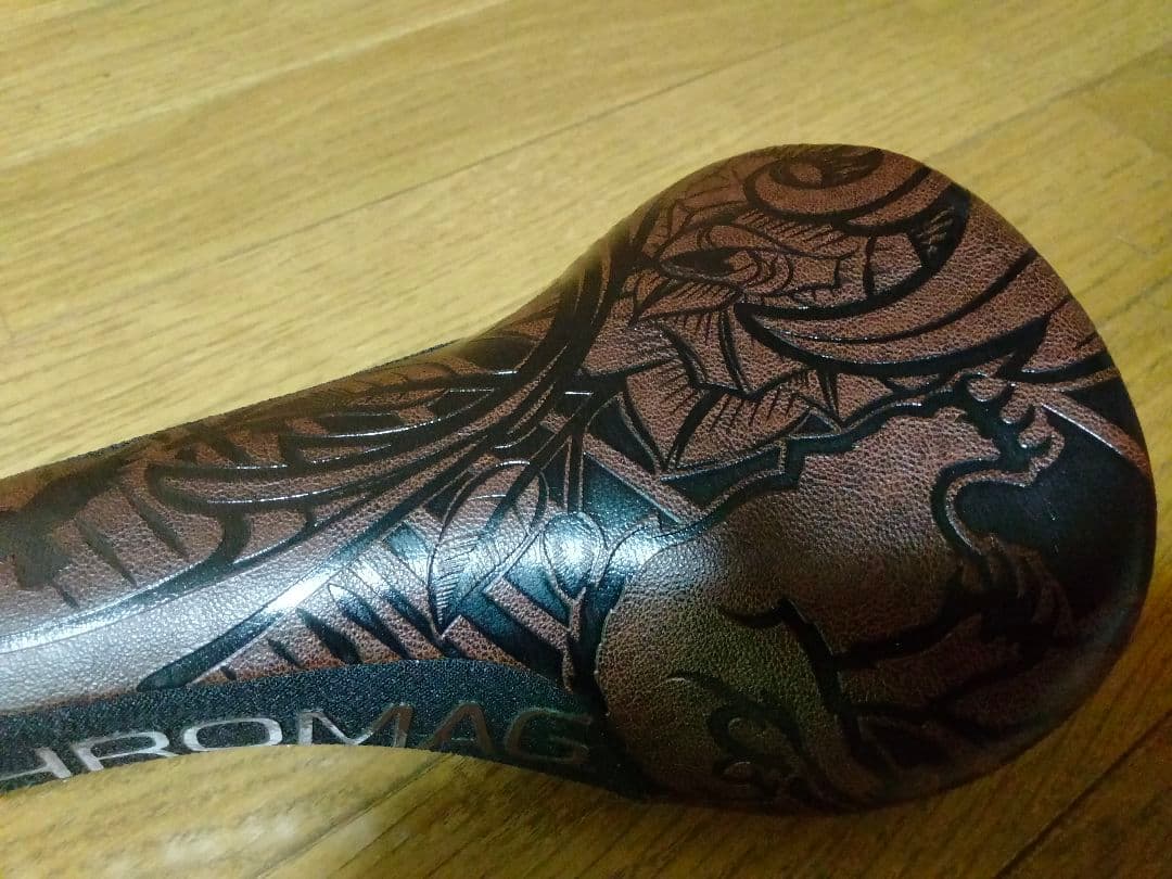 希少 クロマグ サドル ダージャン 美品