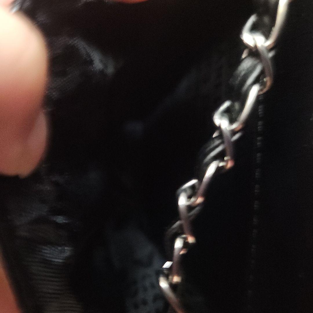 CHANEL ブラック スマホショルダーポーチ