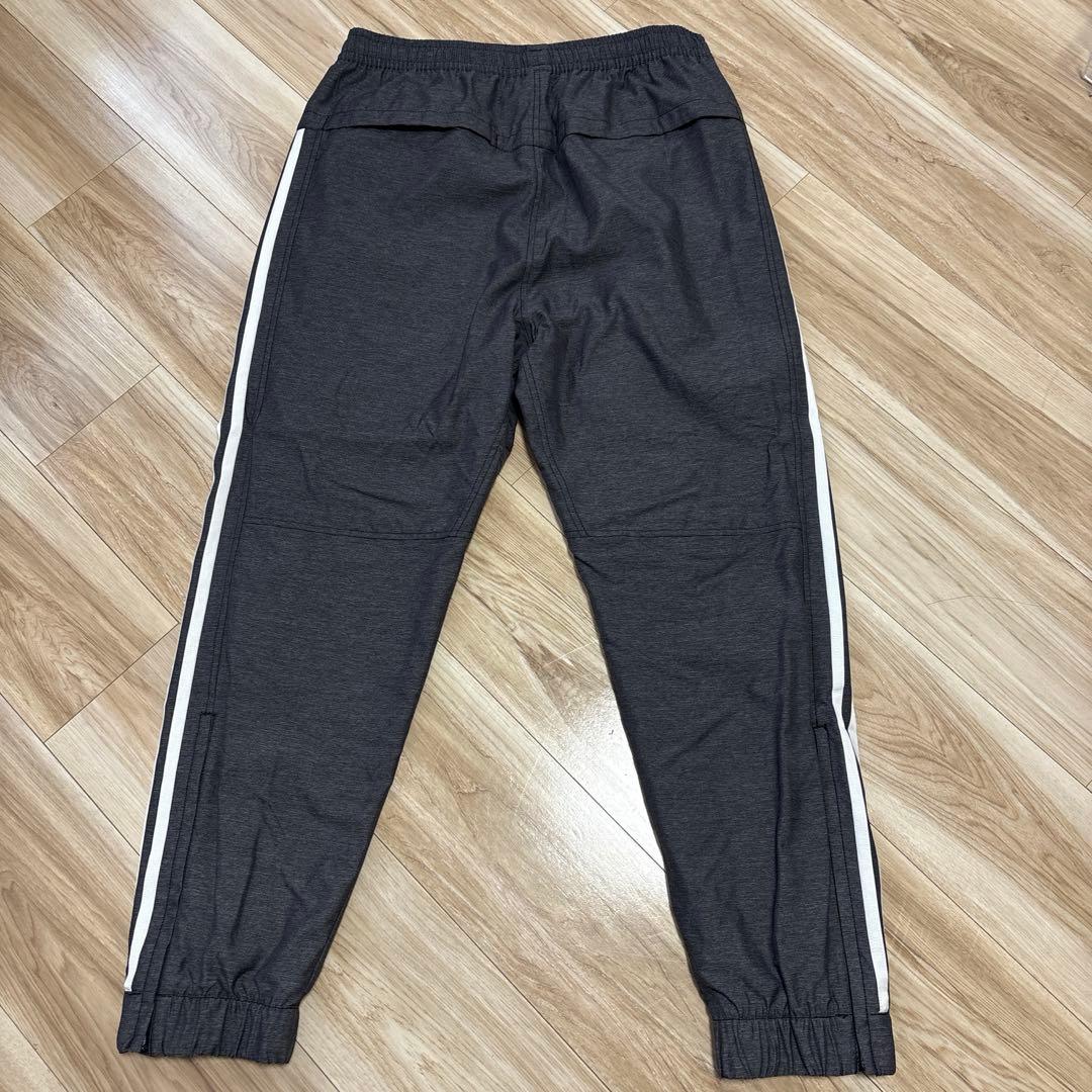 adidas ウィンドブレーカー　アウターXL パンツＬサイズ