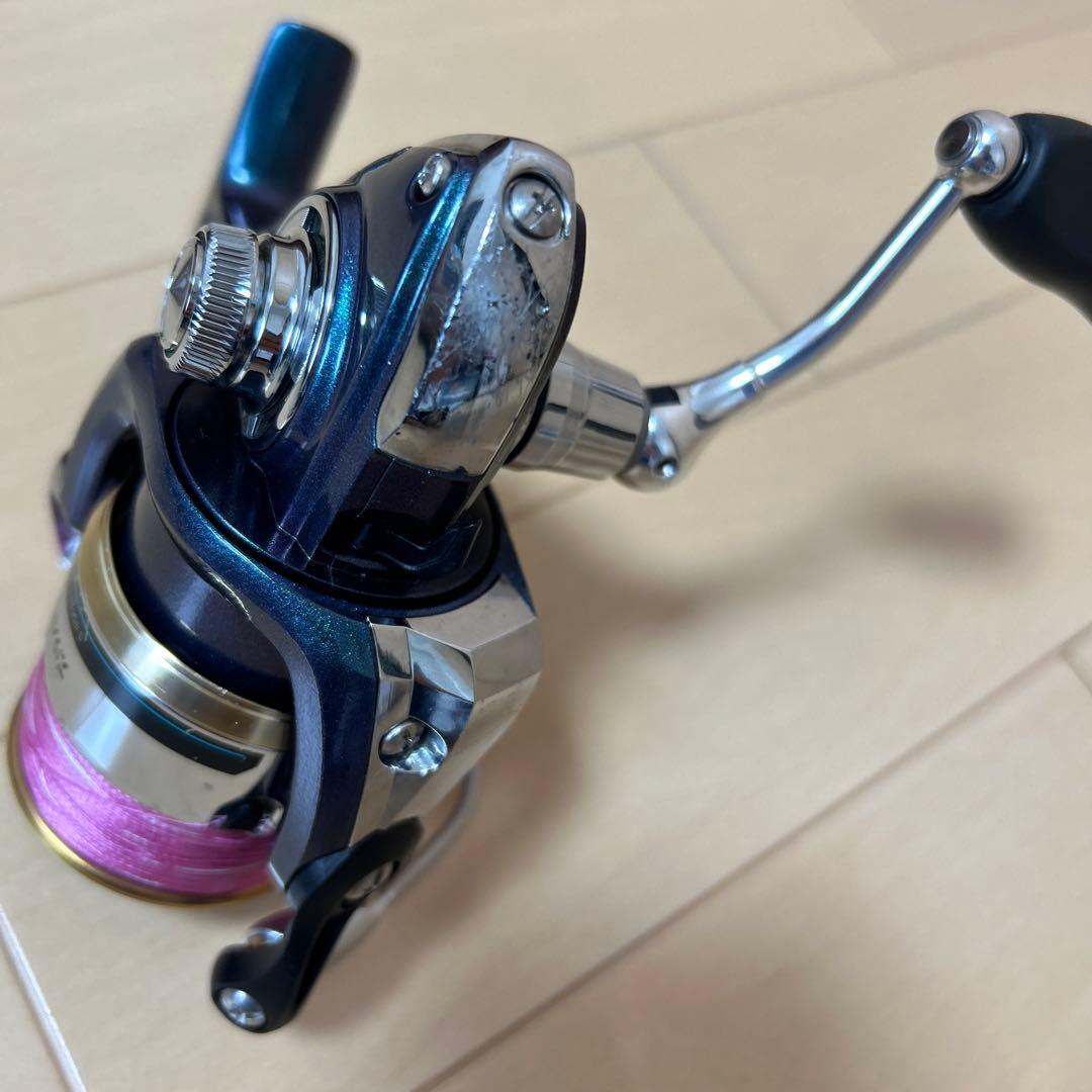 ダイワ　エメラルダス　INF-2506 スピニングリール　PEライン付き