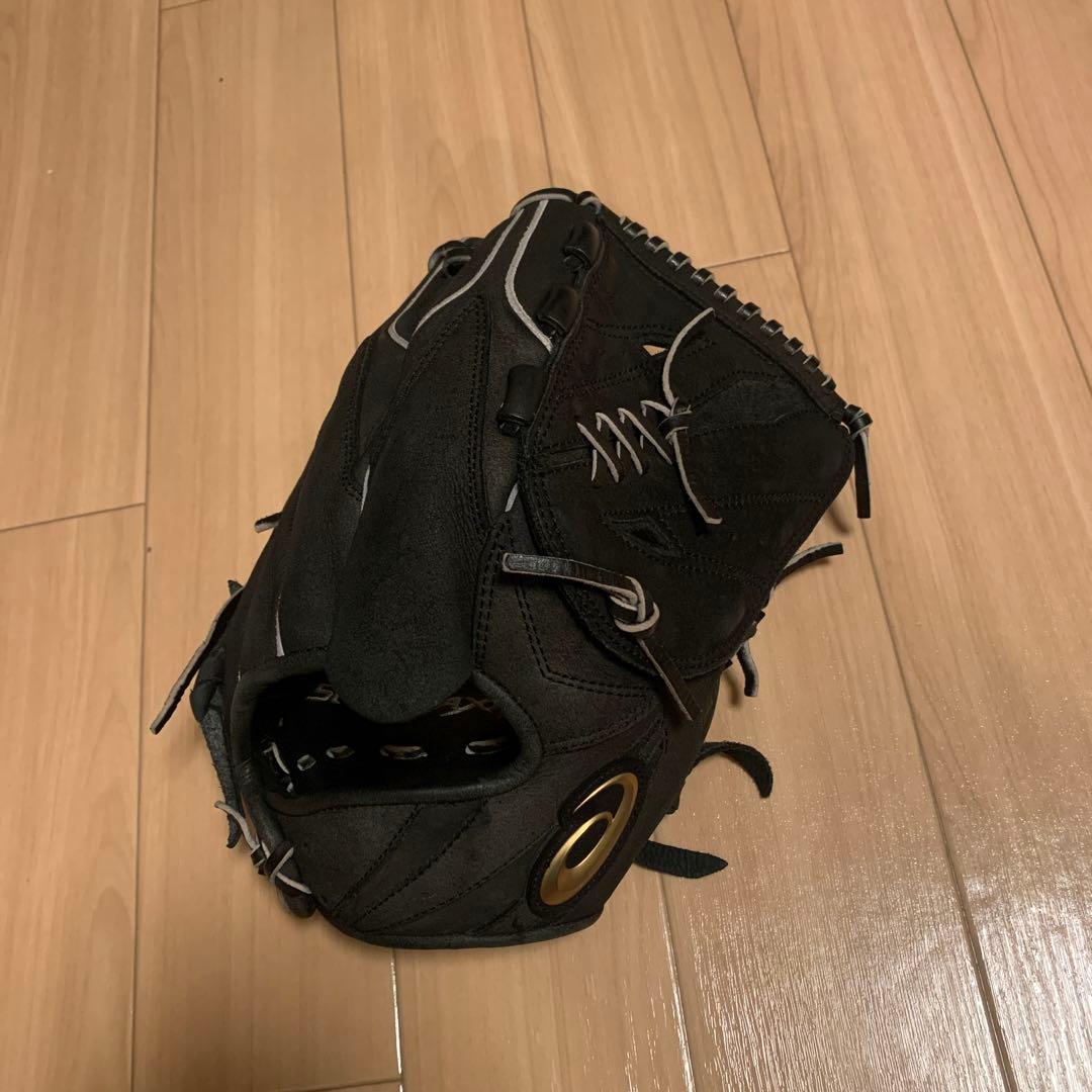 限定モデル　アシックス　硬式投手用