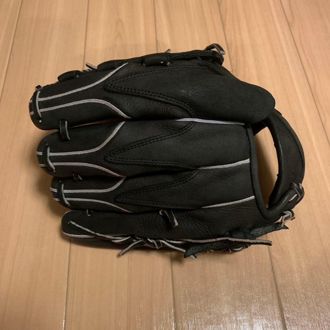 限定モデル　アシックス　硬式投手用