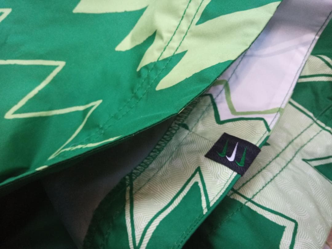 NIKE ナイジェリア ハーフジップ ウーブン ポンチョ タグ付き