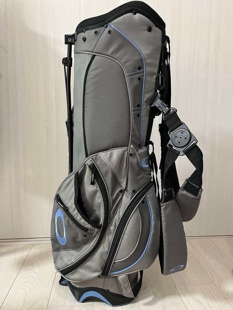 OAKLEY スタンド式ゴルフバッグ グレー