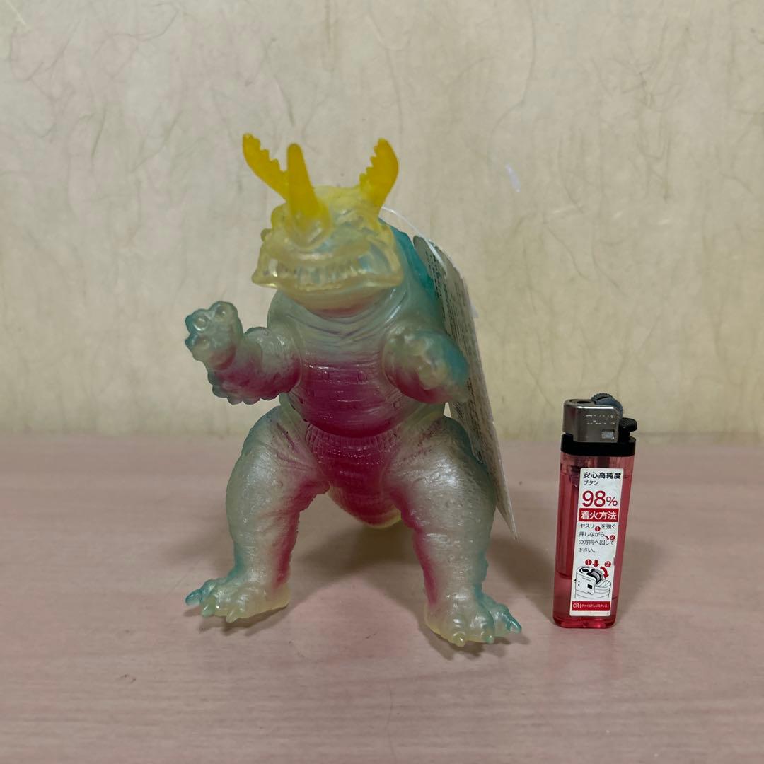 ウルトラマン怪獣　ネロンガ　透明バージョン　タグ付