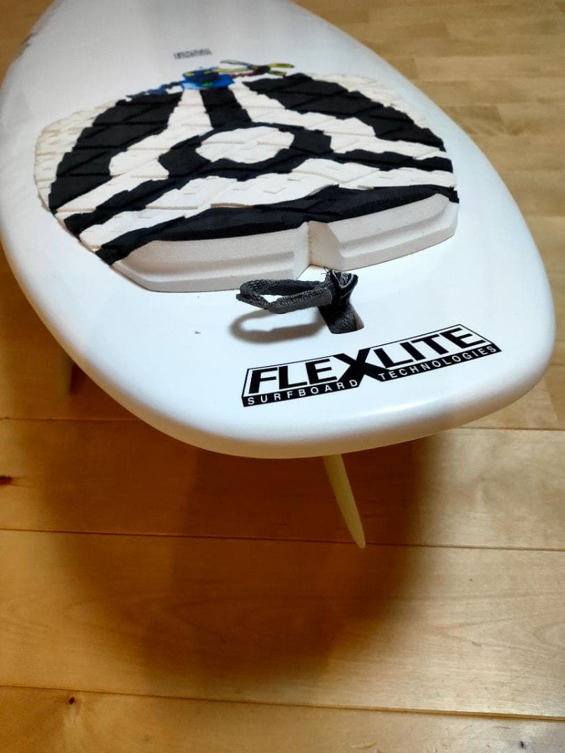 プレセボ PLACEBO CORY LOPES 6’0\"サーフボード